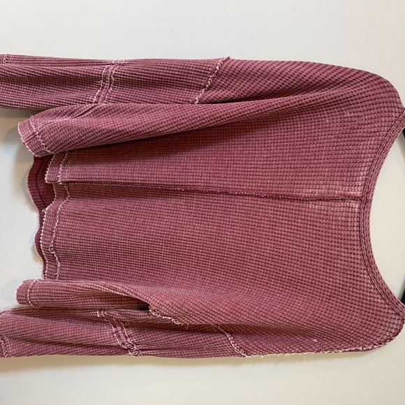 FREE PEOPLE OFF THE SHOULDER TOP - Picture 2 of 3